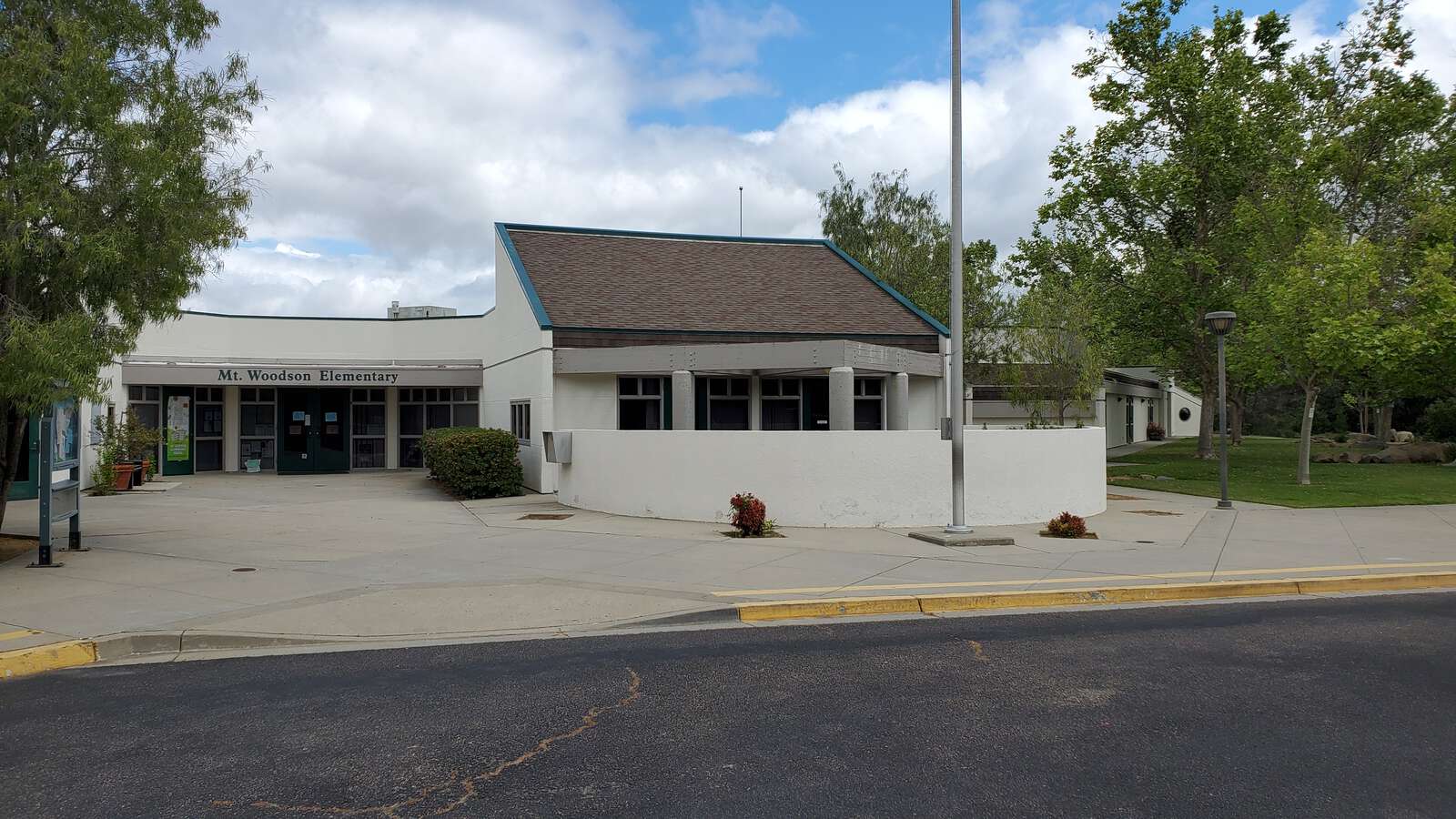 Mt. Woodson Elementary School in Ramona California Hero Image