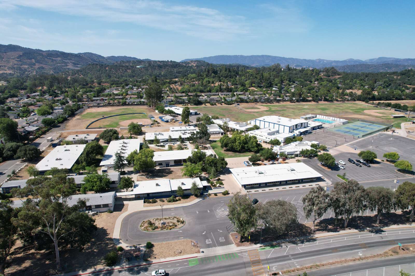 Nordhoff Junior High & High School in Ojai California Hero Image