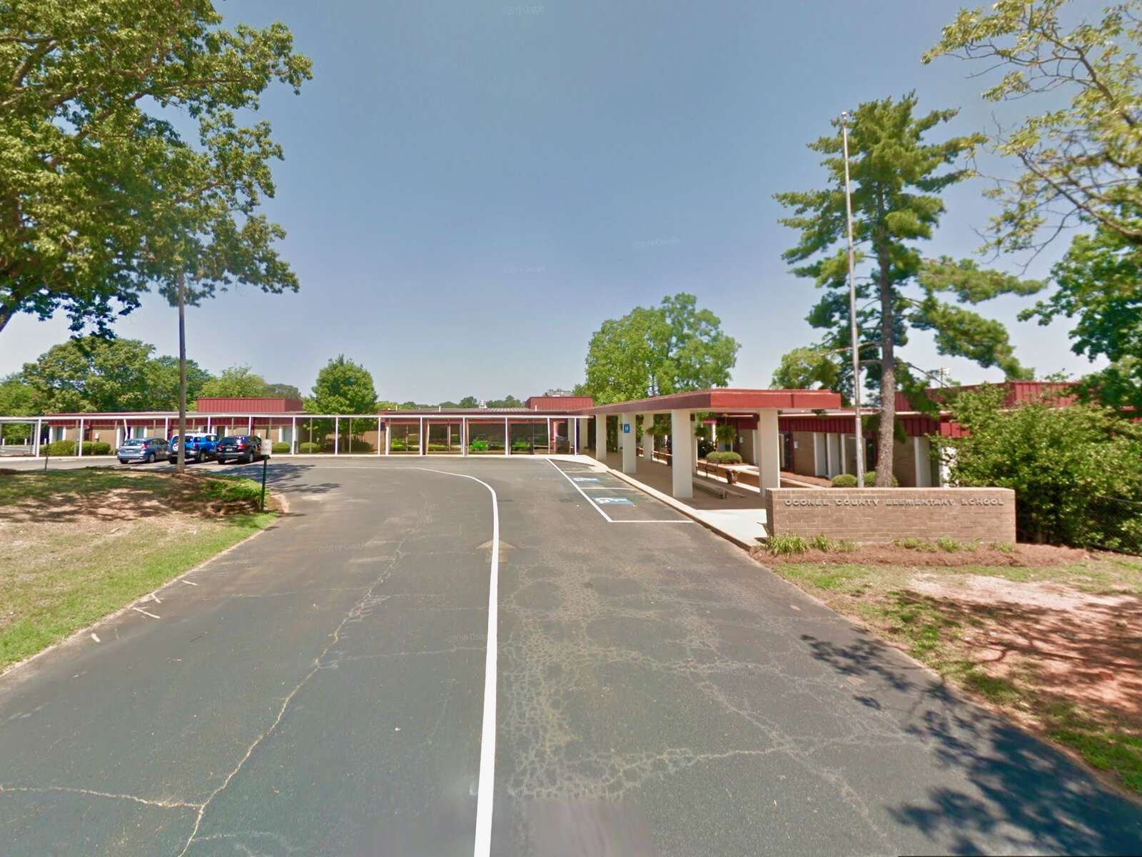 Oconee County Elementary School in Watkinsville Georgia Hero Image