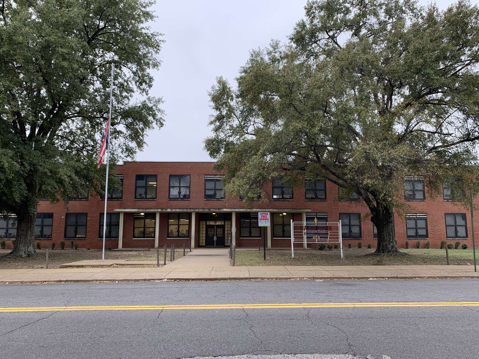 Oakhaven Elementary in Memphis Tennessee Hero Image