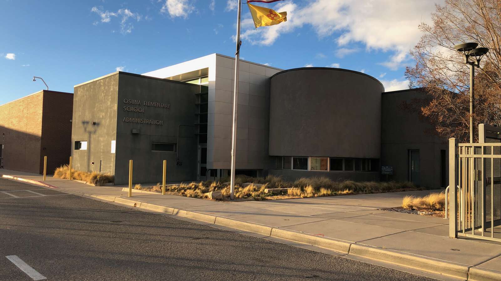 Osuna Elementary School in Albuquerque New Mexico Hero Image