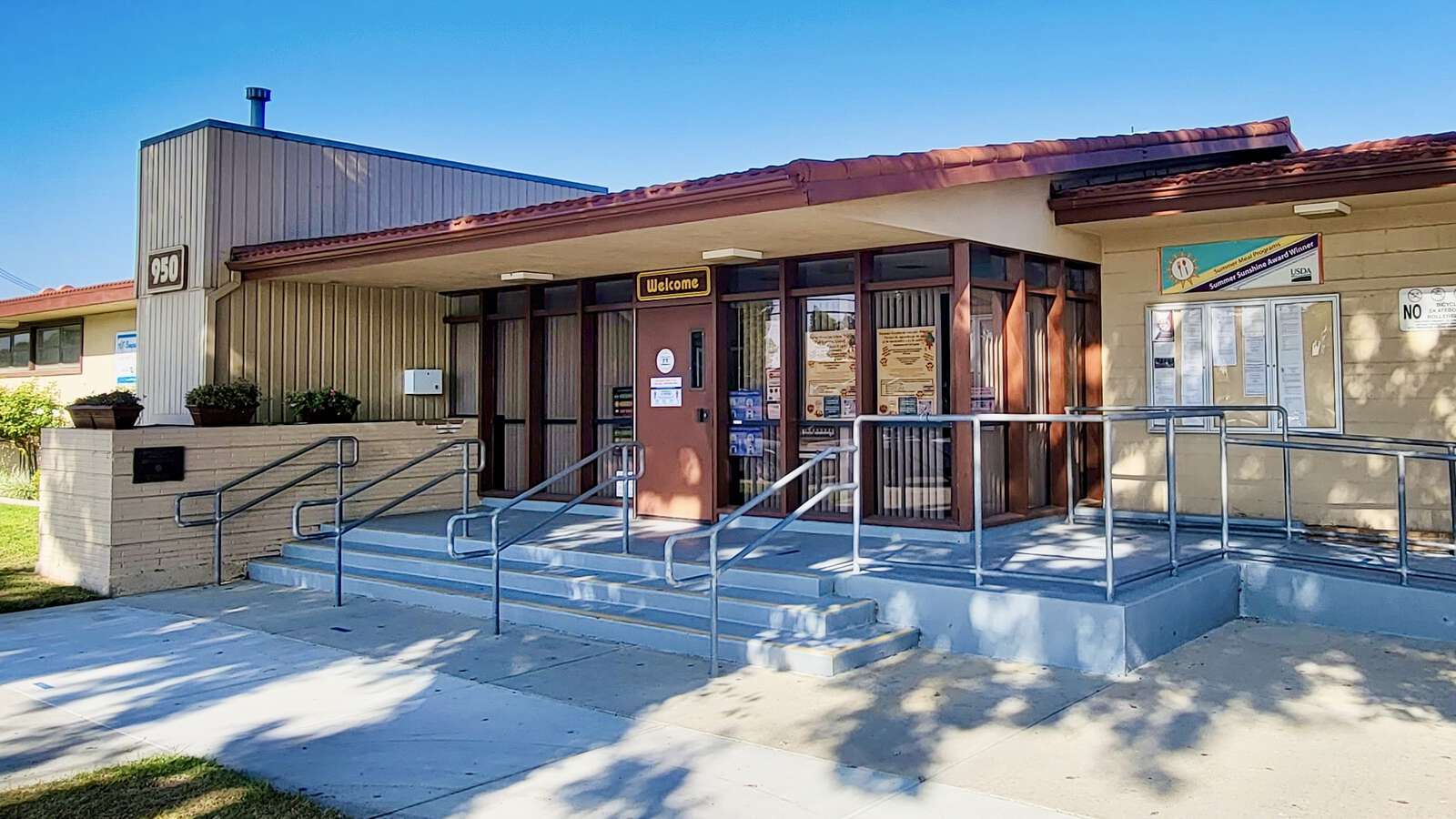 Ontario-Montclair School District (Operations) in Ontario California Hero Image