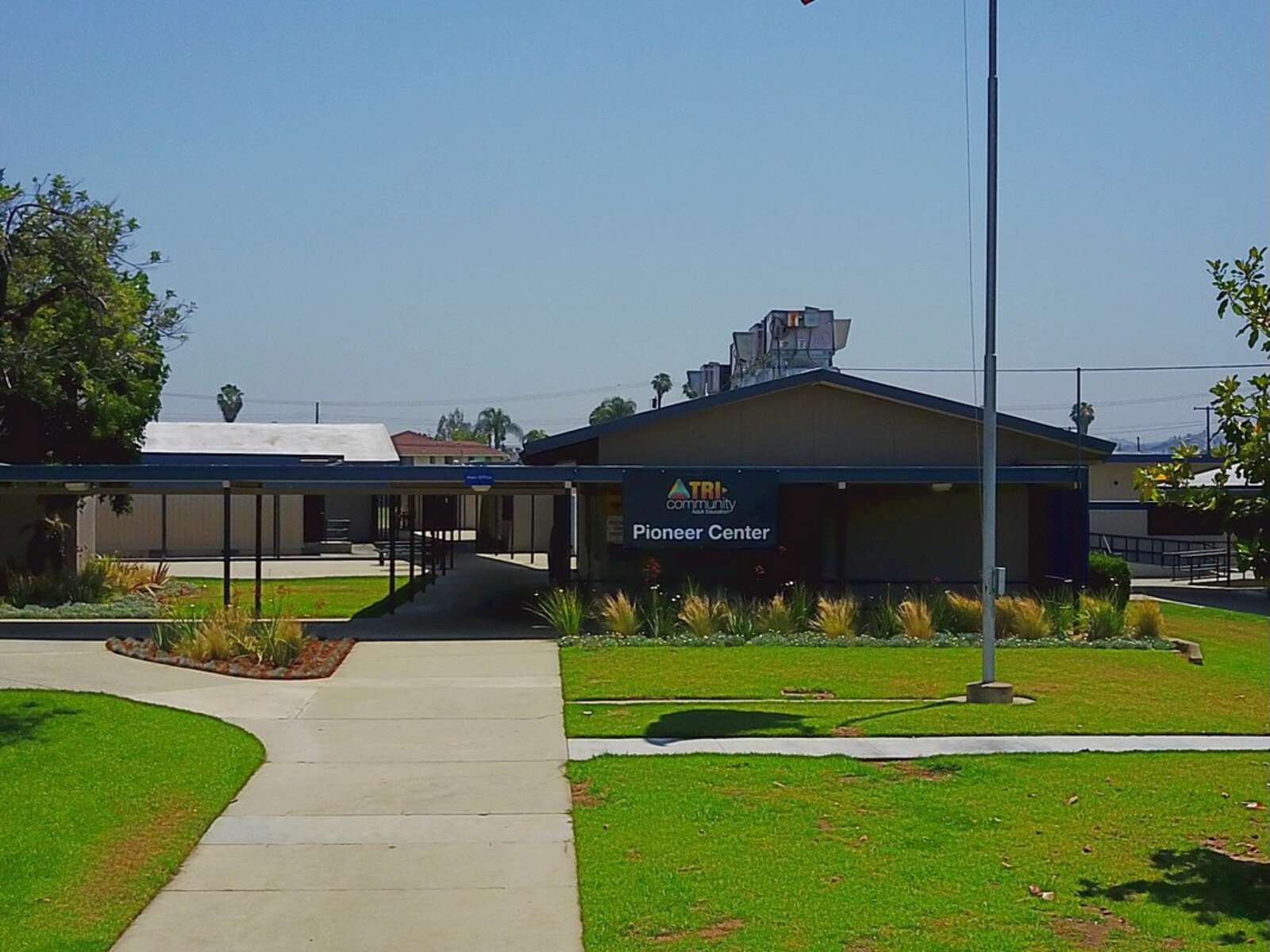 Pioneer Center in Covina California Hero Image