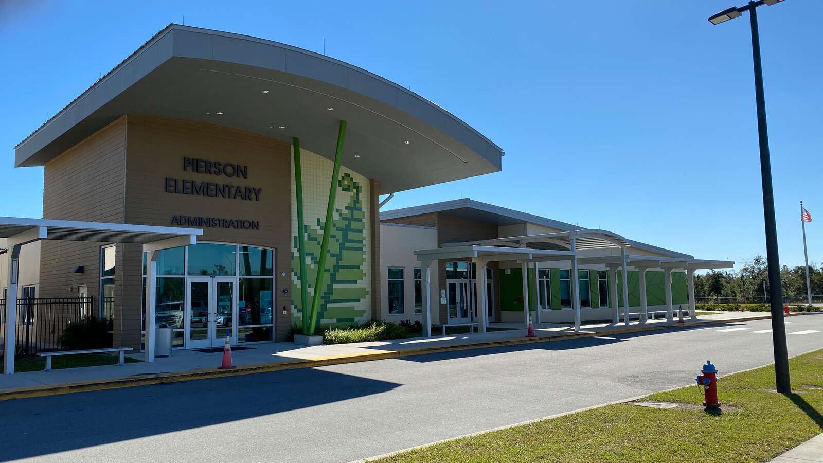 Pierson Elementary School in Pierson FL Florida Hero Image