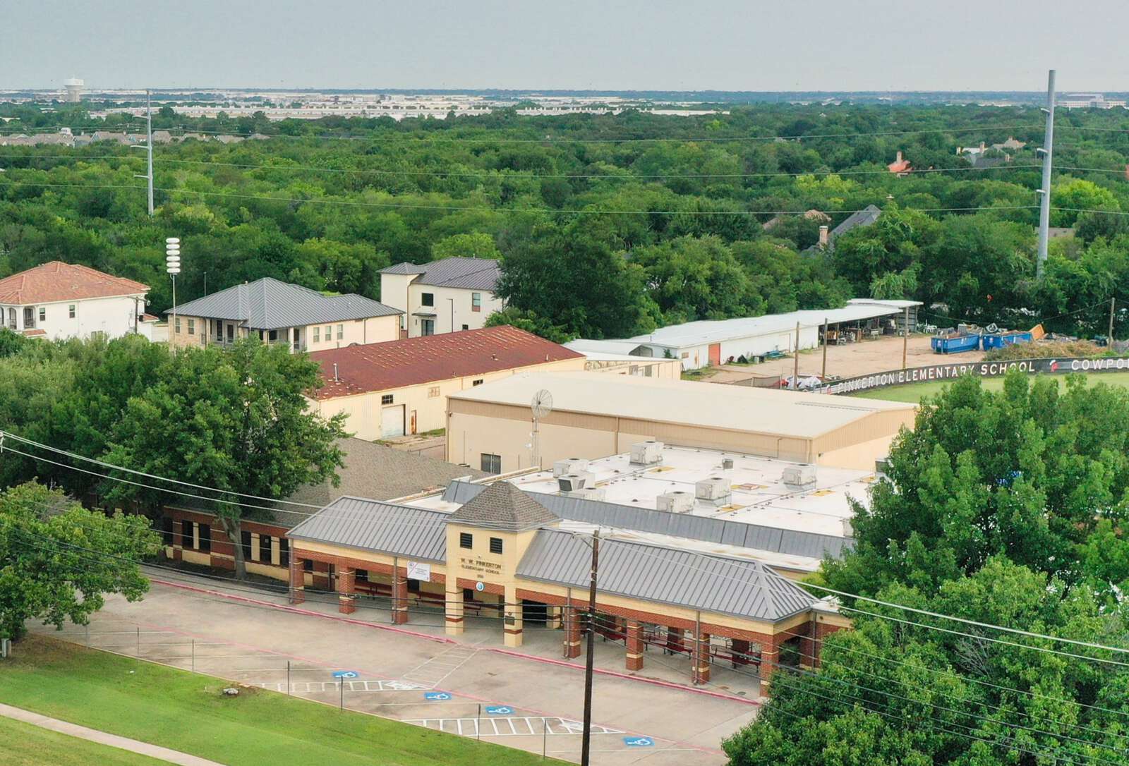 Pinkerton Elementary School in Coppell Texas Hero Image