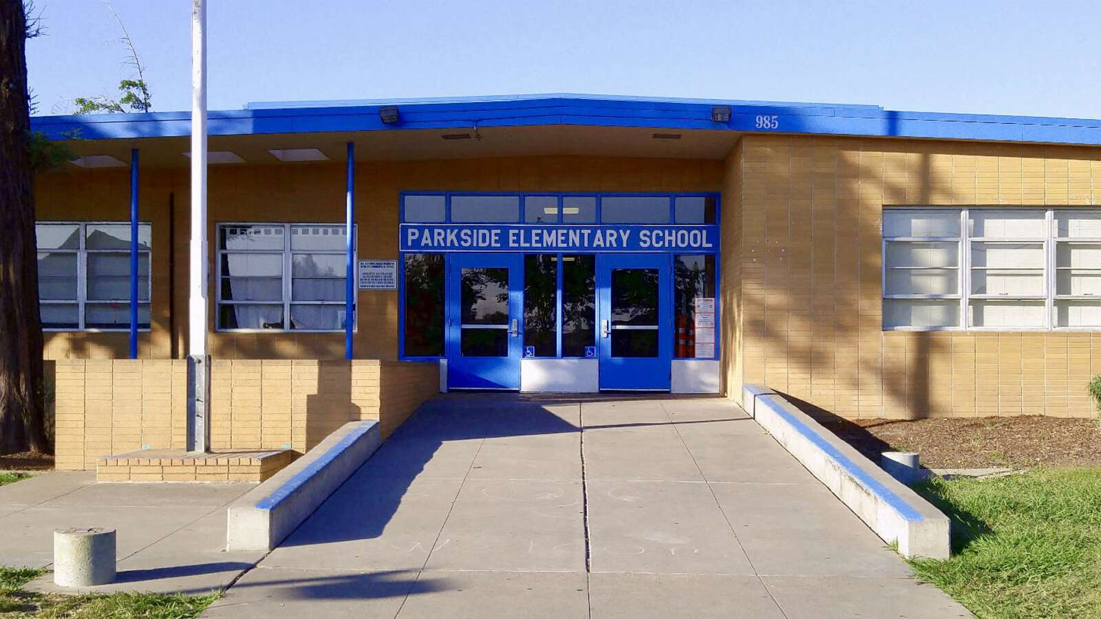 Parkside Elementary School in Pittsburg California Hero Image