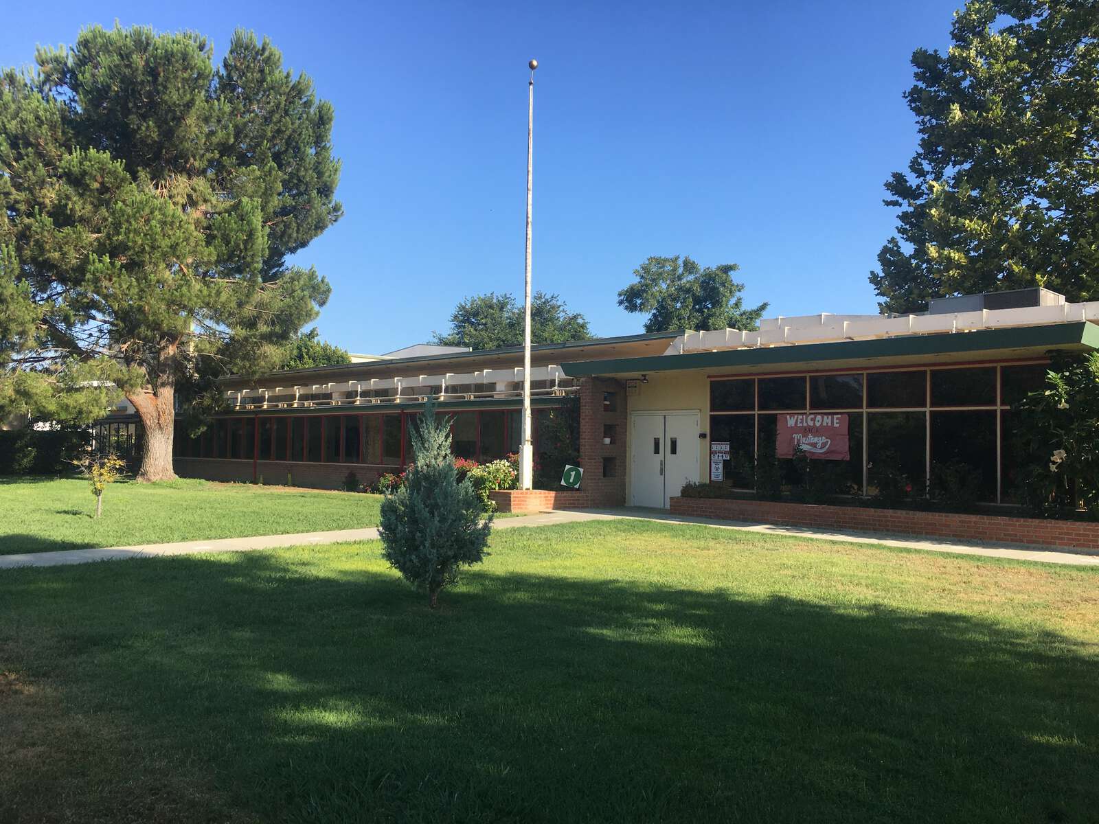 Plainfield Elementary School in Woodland California Hero Image