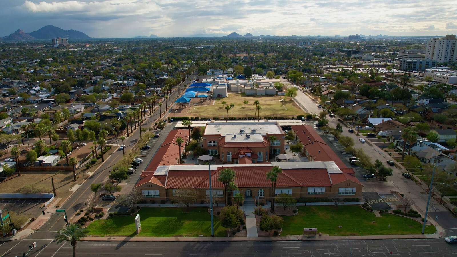 Phoenix Elementary School District #1 in Phoenix Arizona Hero Image