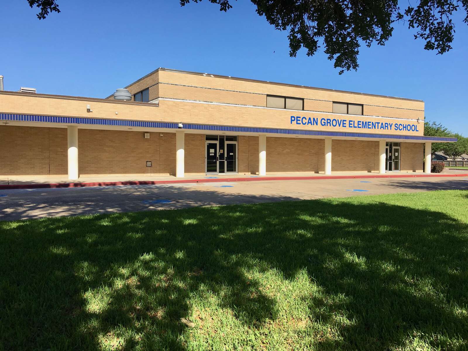 Pecan Grove Elementary School in Richmond Texas Hero Image