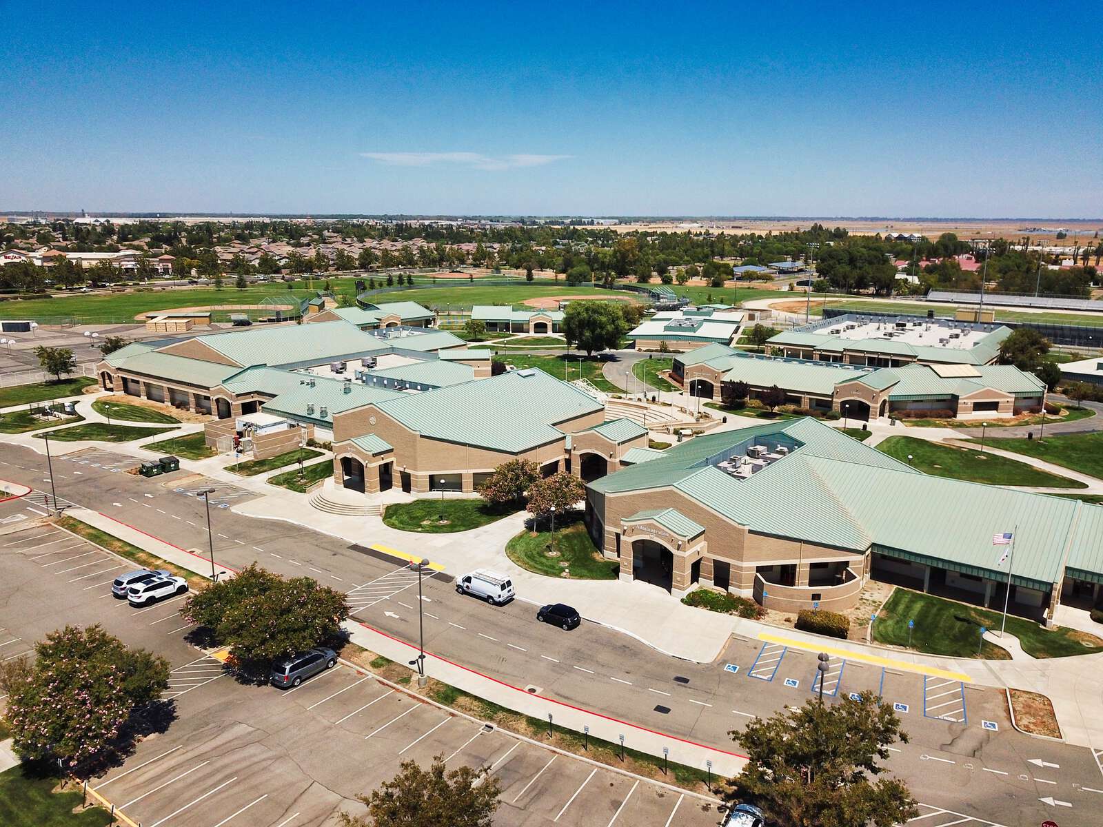 Pioneer High School in Woodland California Hero Image