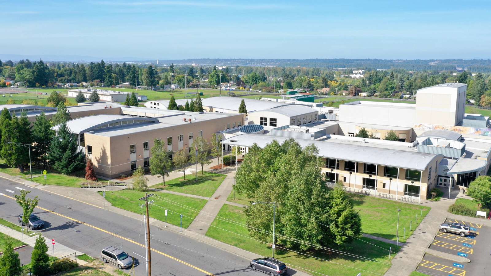 Parkrose High School in Portland Oregon Hero Image