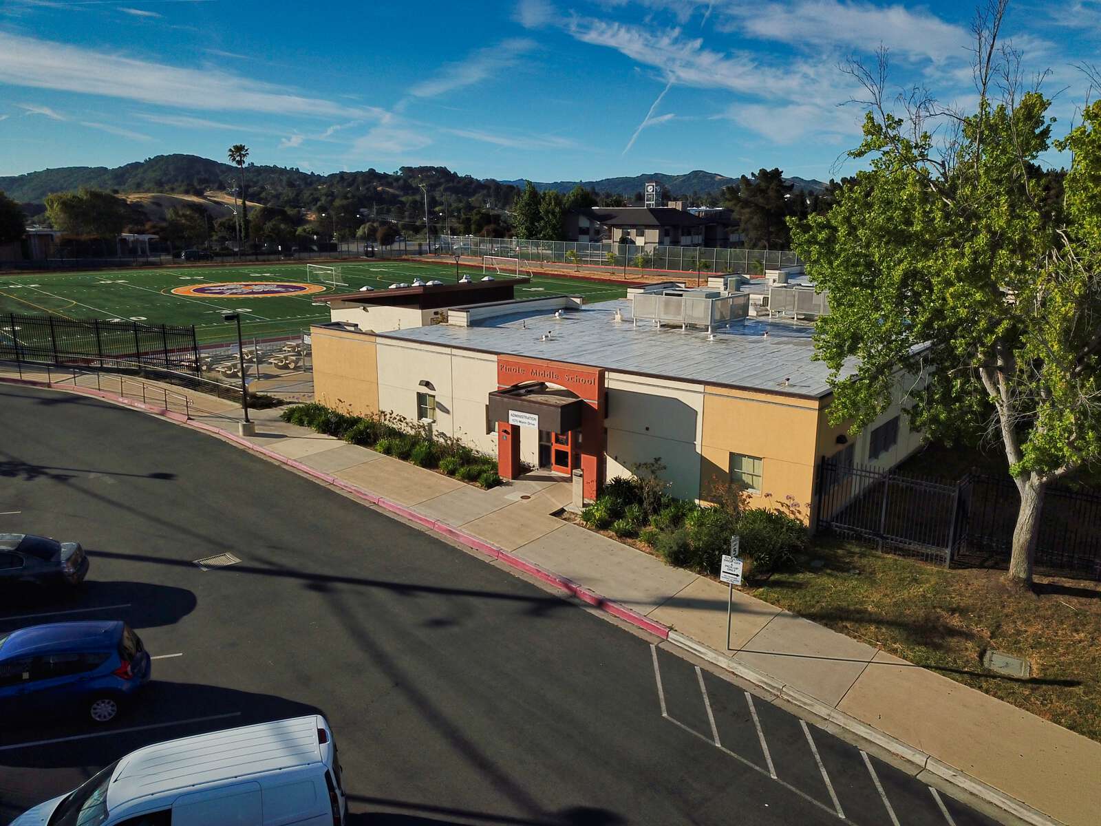 Pinole Middle School in Pinole California Hero Image