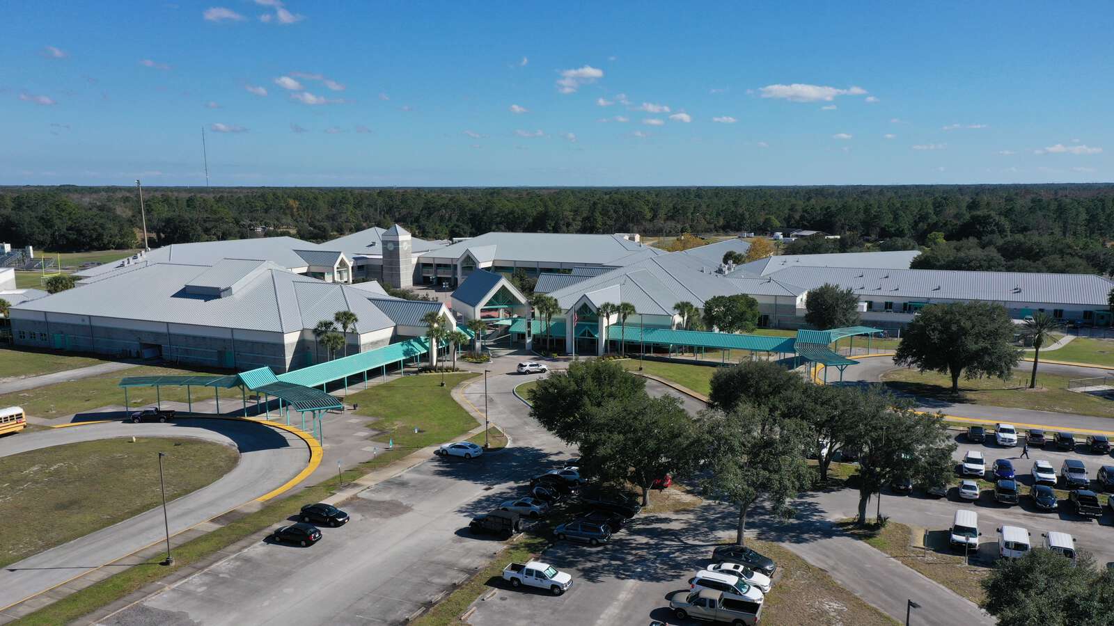 Pine Ridge High School in Deltona Florida Hero Image