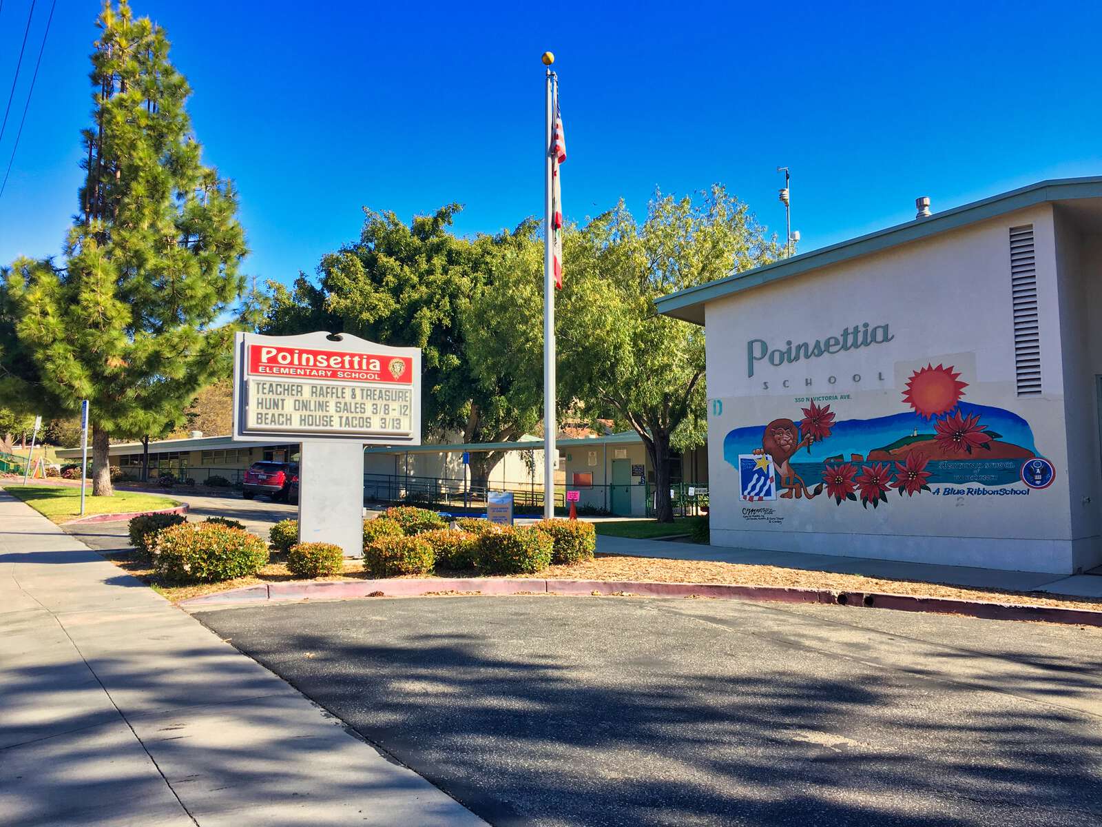 Poinsettia Elementary School in Ventura California Hero Image