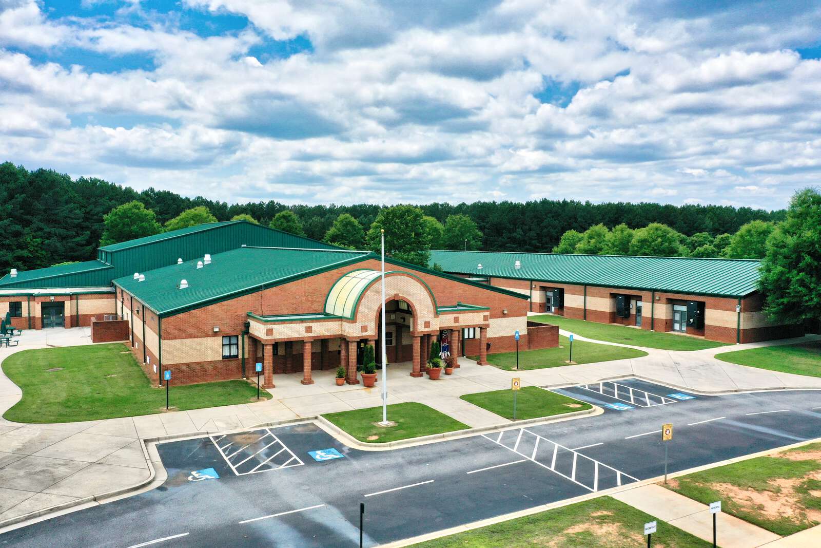 Rocky Branch Elementary School in Bogart Georgia Hero Image