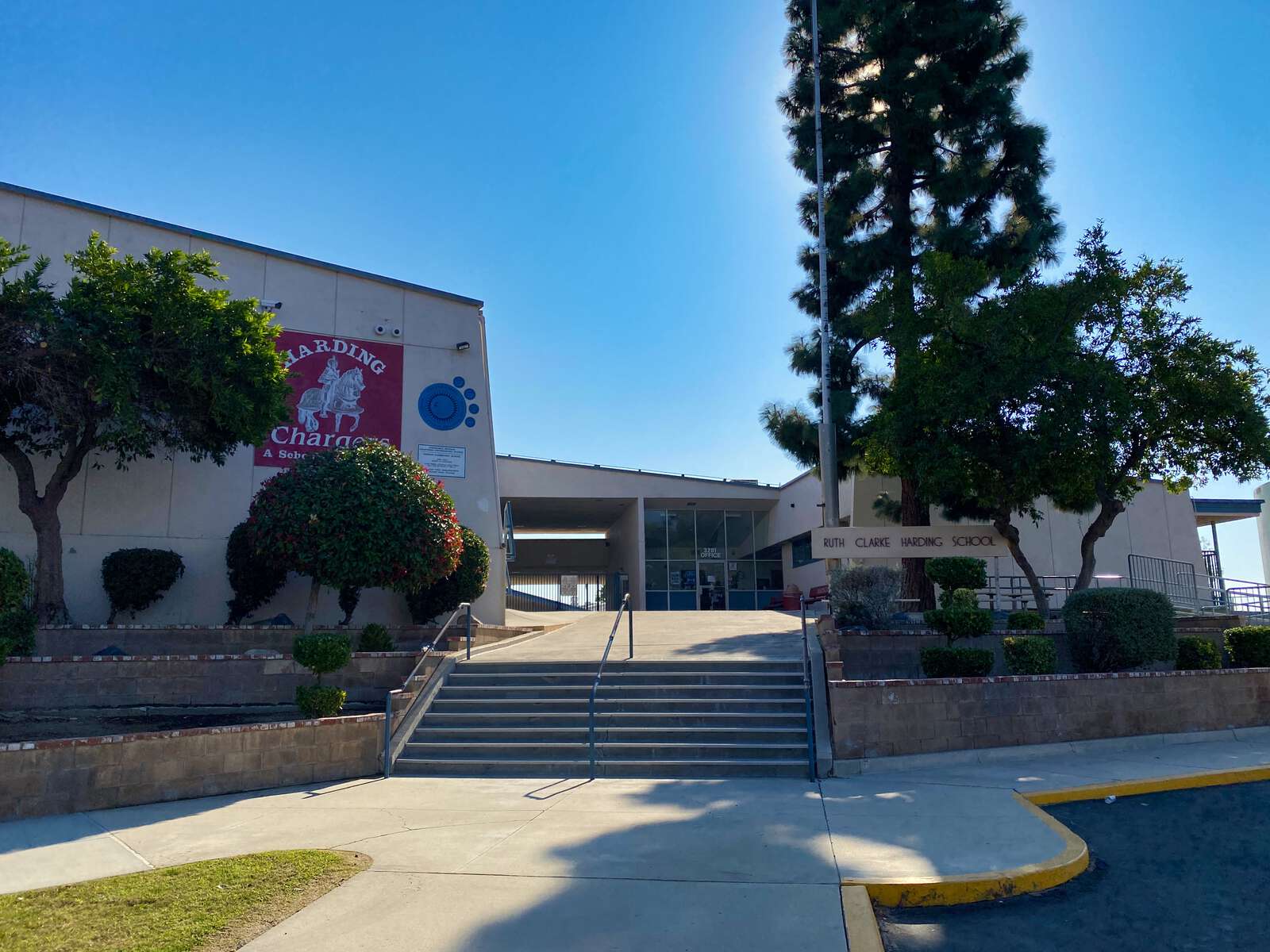 Ruth Clarke Harding Elementary in Bakersfield California Hero Image