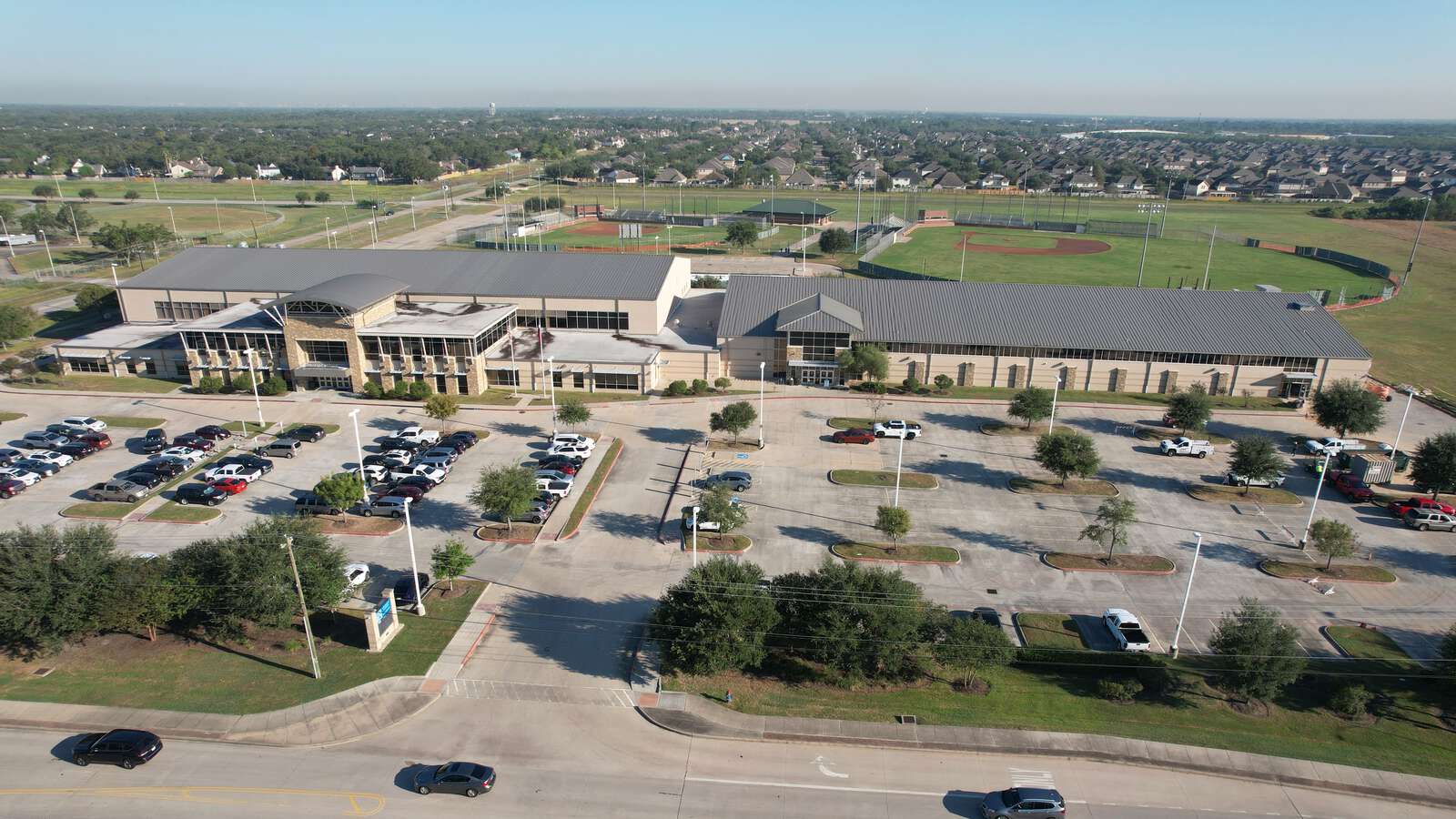 Recreation Center and Natatorium in Pearland Texas Hero Image