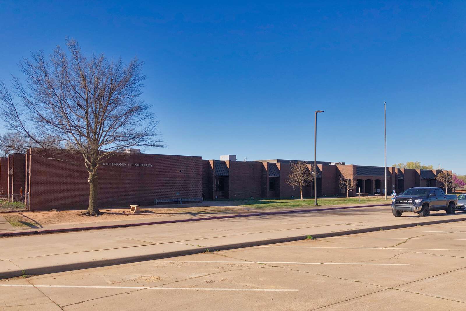 Richmond Elementary School in Stillwater Oklahoma Hero Image
