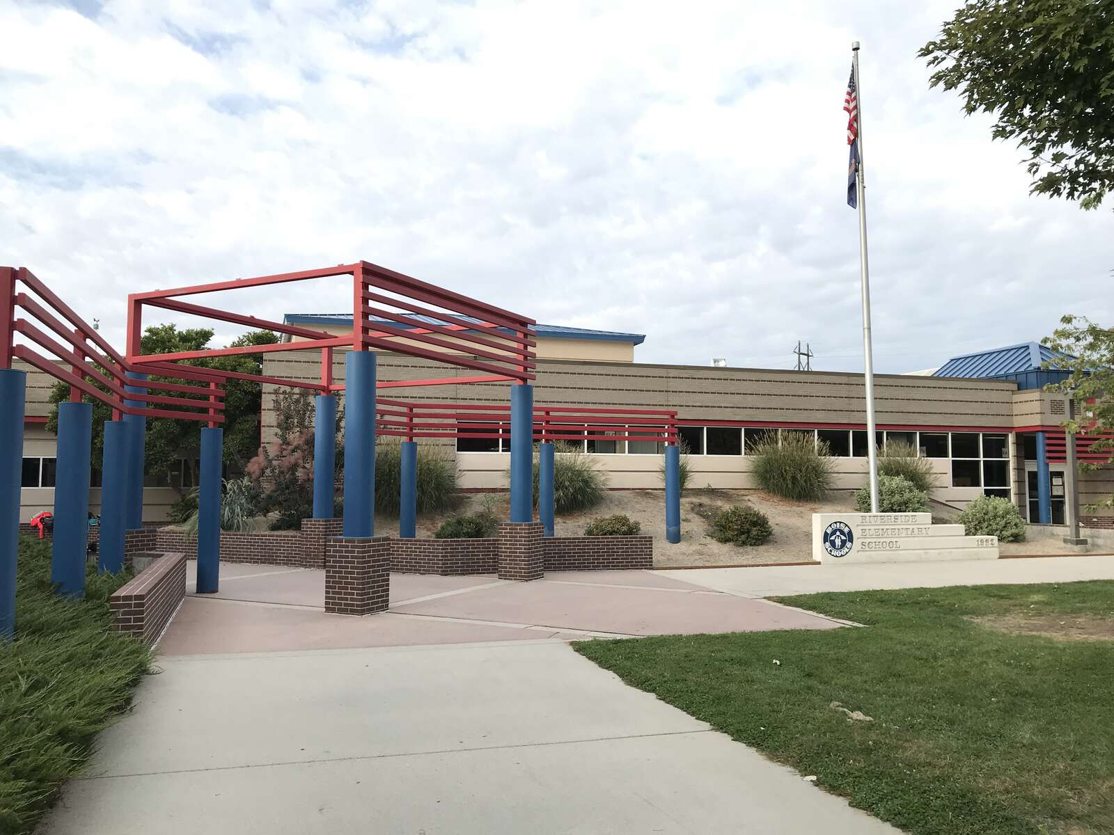 Riverside Elementary School (Boise School District) in Boise Idaho Hero Image