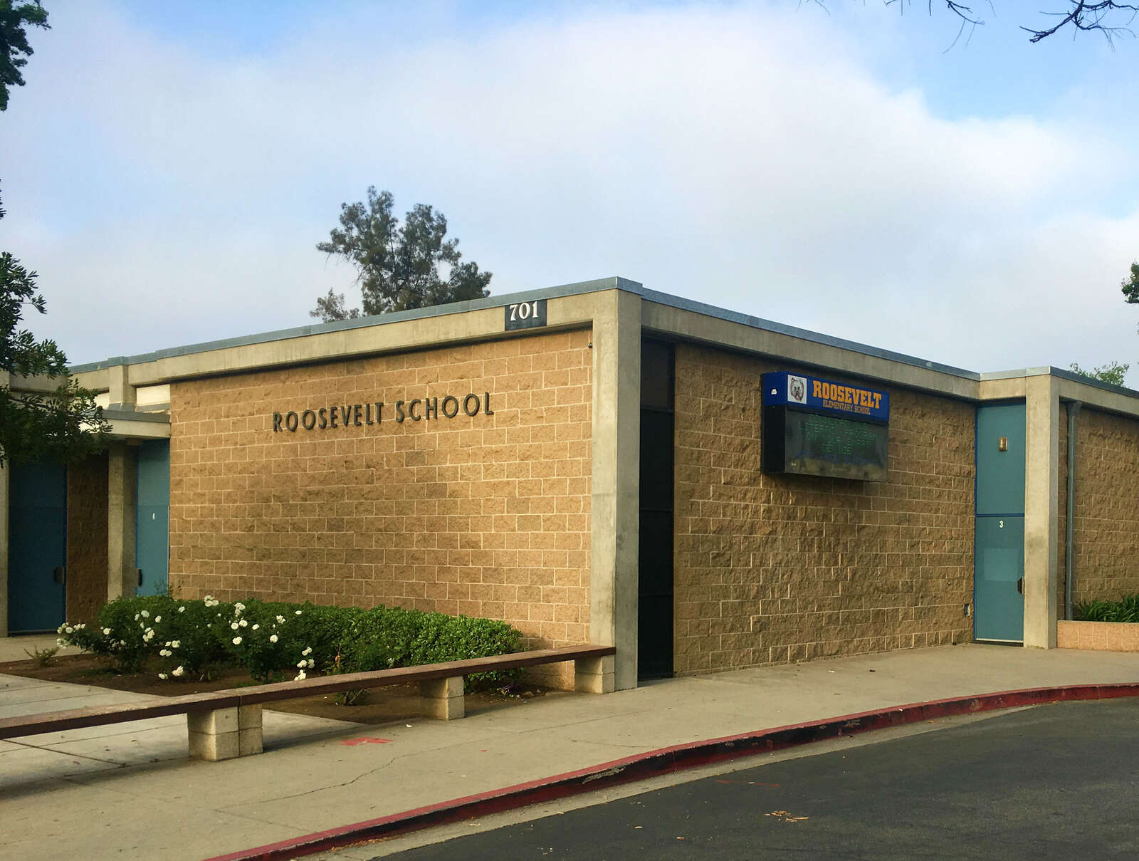 Roosevelt Elementary School (Pomona Unified School District) in Pomona California Hero Image