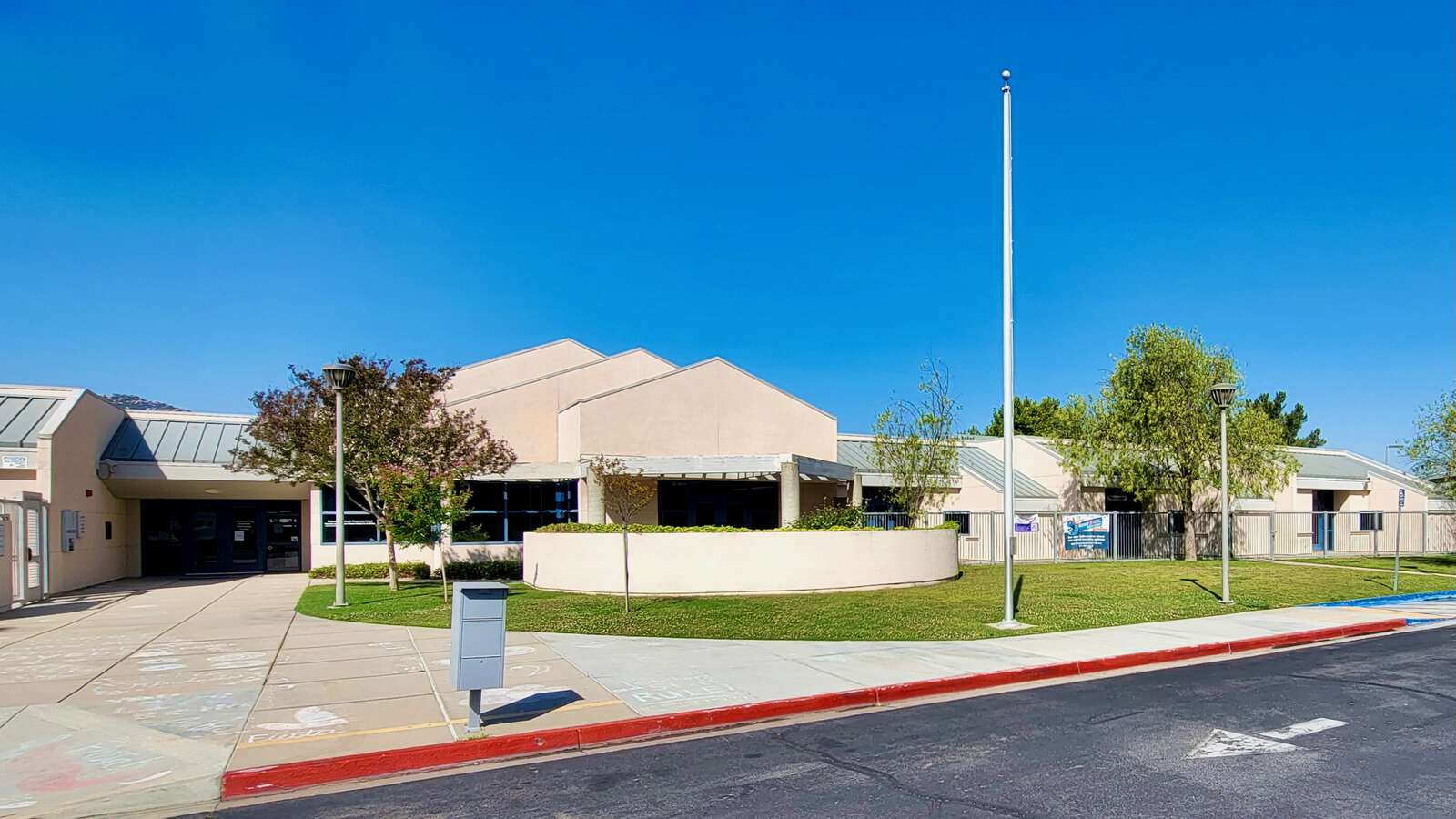 Red Hawk Elementary School in Temecula California Hero Image