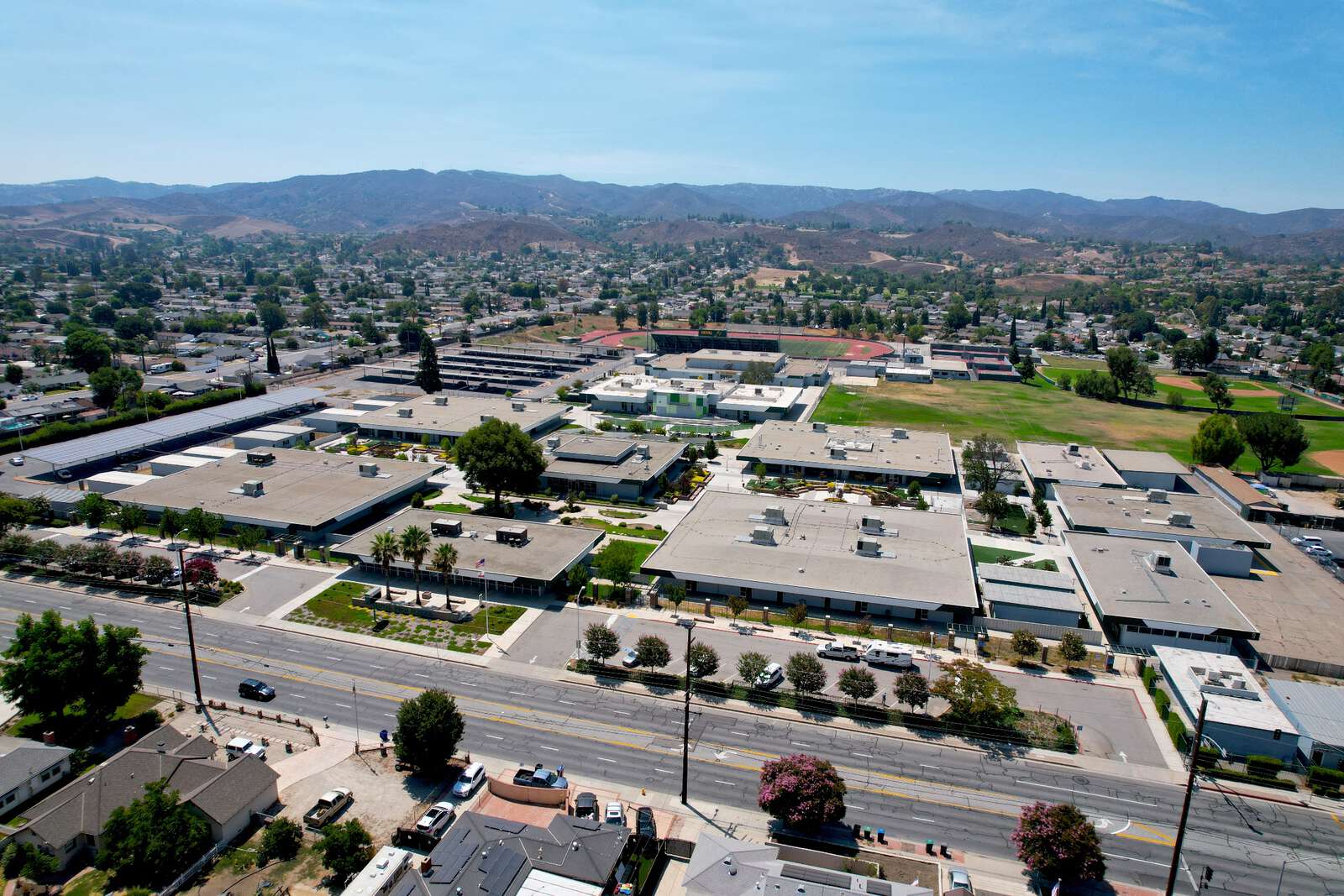 Royal High School in Simi Valley California Hero Image