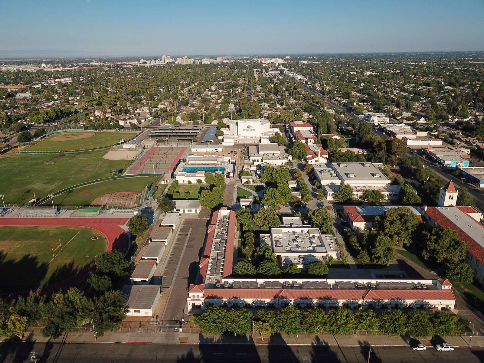 Roosevelt High School in Fresno California Hero Image