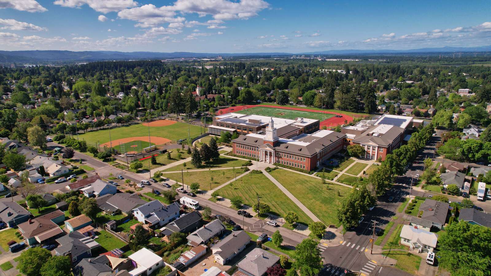 Roosevelt High School in Portland Oregon Hero Image