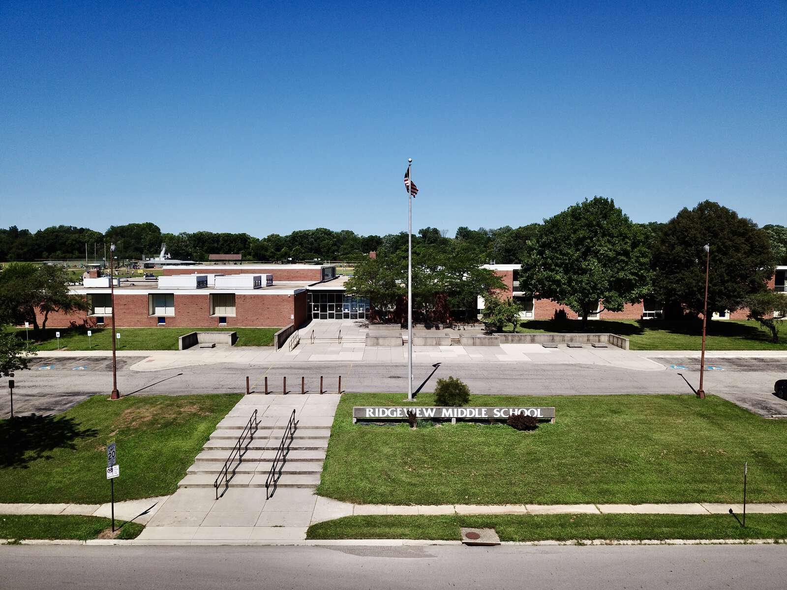 Ridgeview Middle School in Columbus Ohio Hero Image