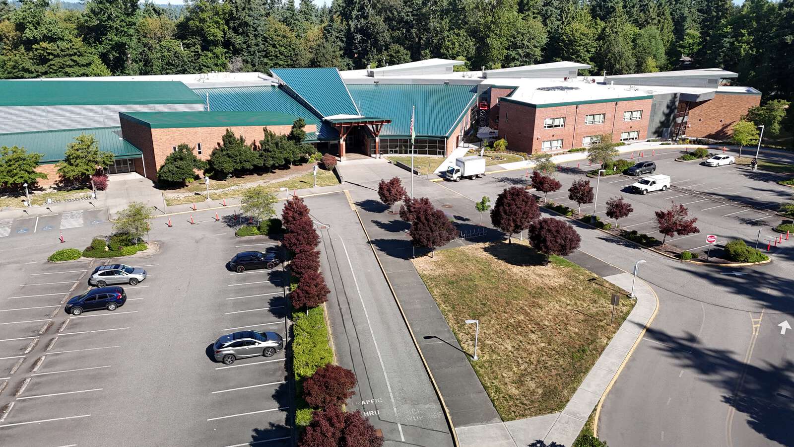 Redmond Middle School in Redmond Washington Hero Image