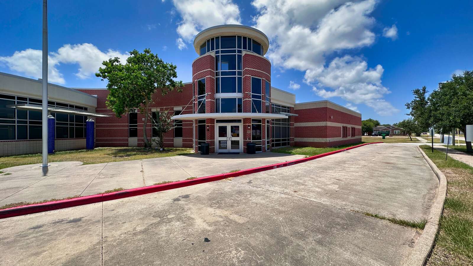 R. O Hara Lanier Elementary School in Freeport Texas Hero Image