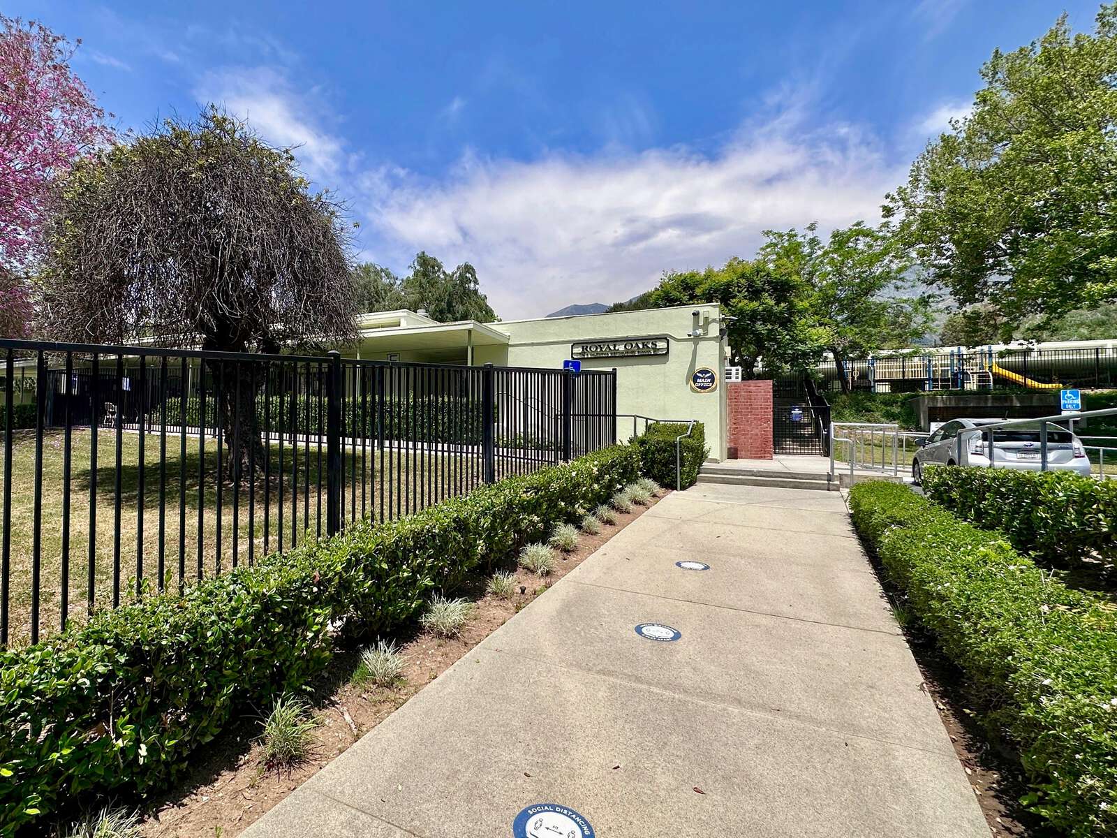 Royal Oaks Steam Academy in Bradbury California Hero Image