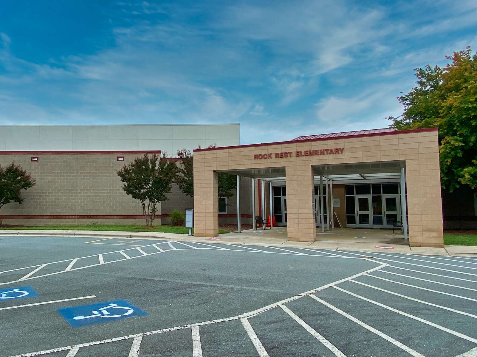 Rock Rest Elementary School in Monroe North Carolina Hero Image