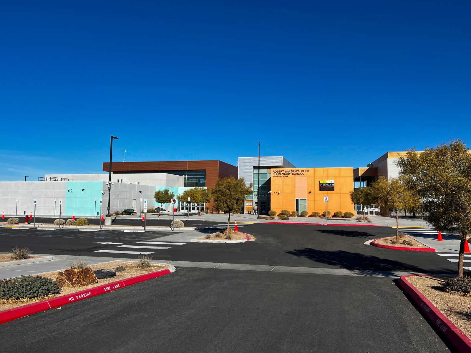 Ellis - Robert and Sandy Elementary School in Henderson Nevada Hero Image