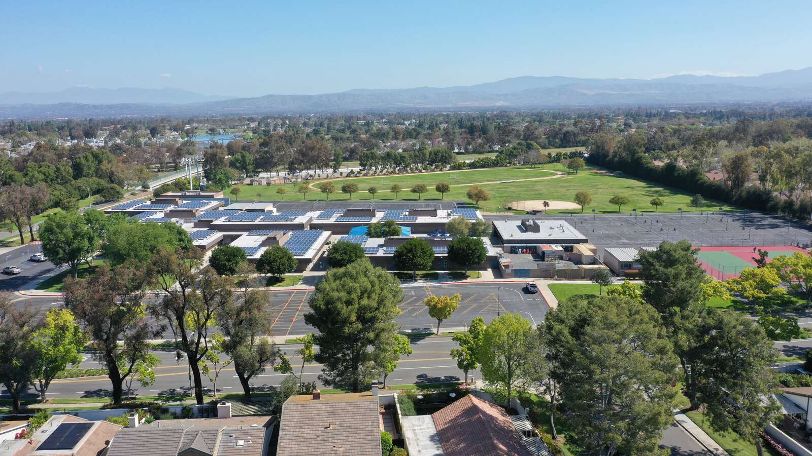 Rancho San Joaquin Middle School in Irvine California Hero Image