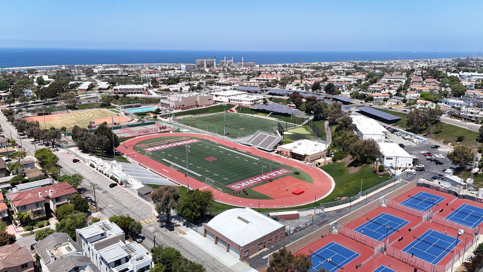 Redondo Union High School in Redondo Beach California Hero Image