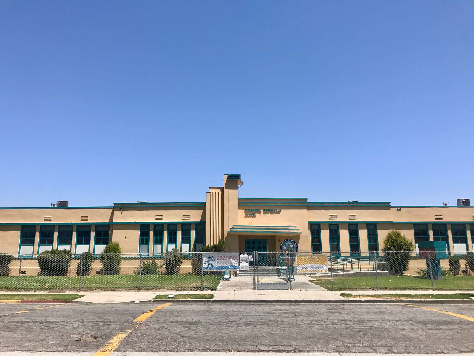 Theodore Roosevelt Elementary School (CUSD) in Compton California Hero Image