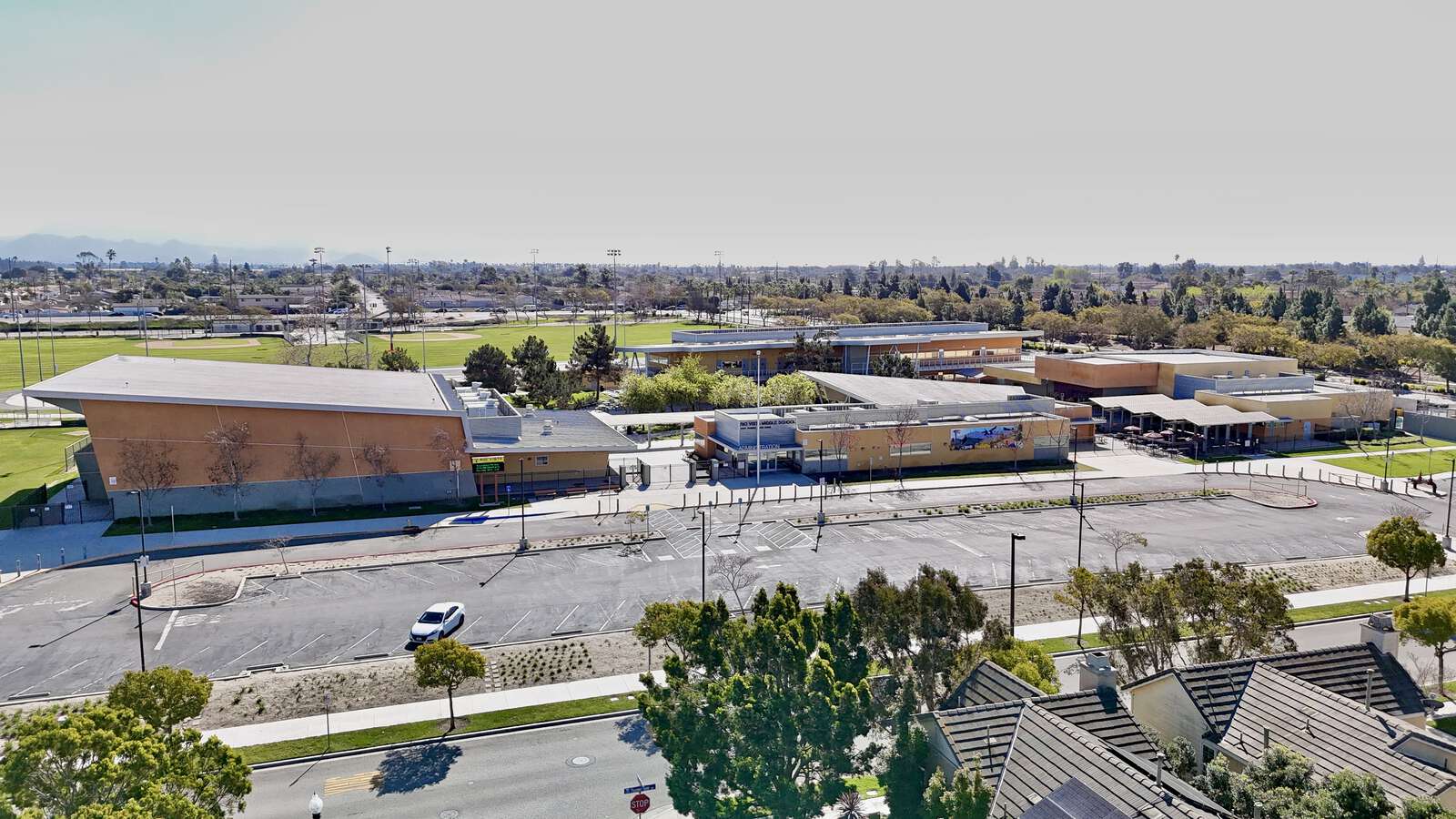 Rio Vista Middle School in Oxnard California Hero Image