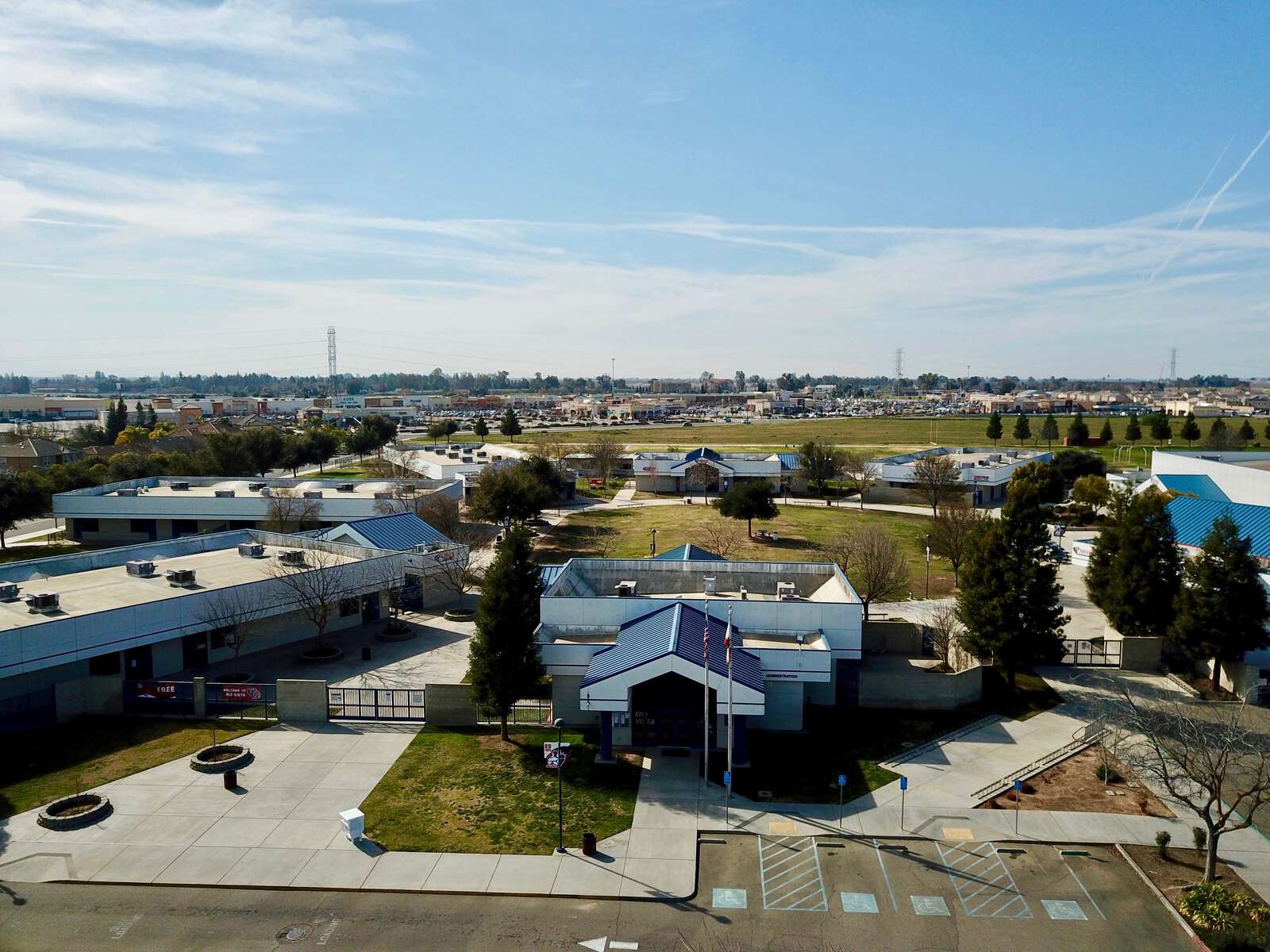 Rio Vista Middle School in Fresno California Hero Image