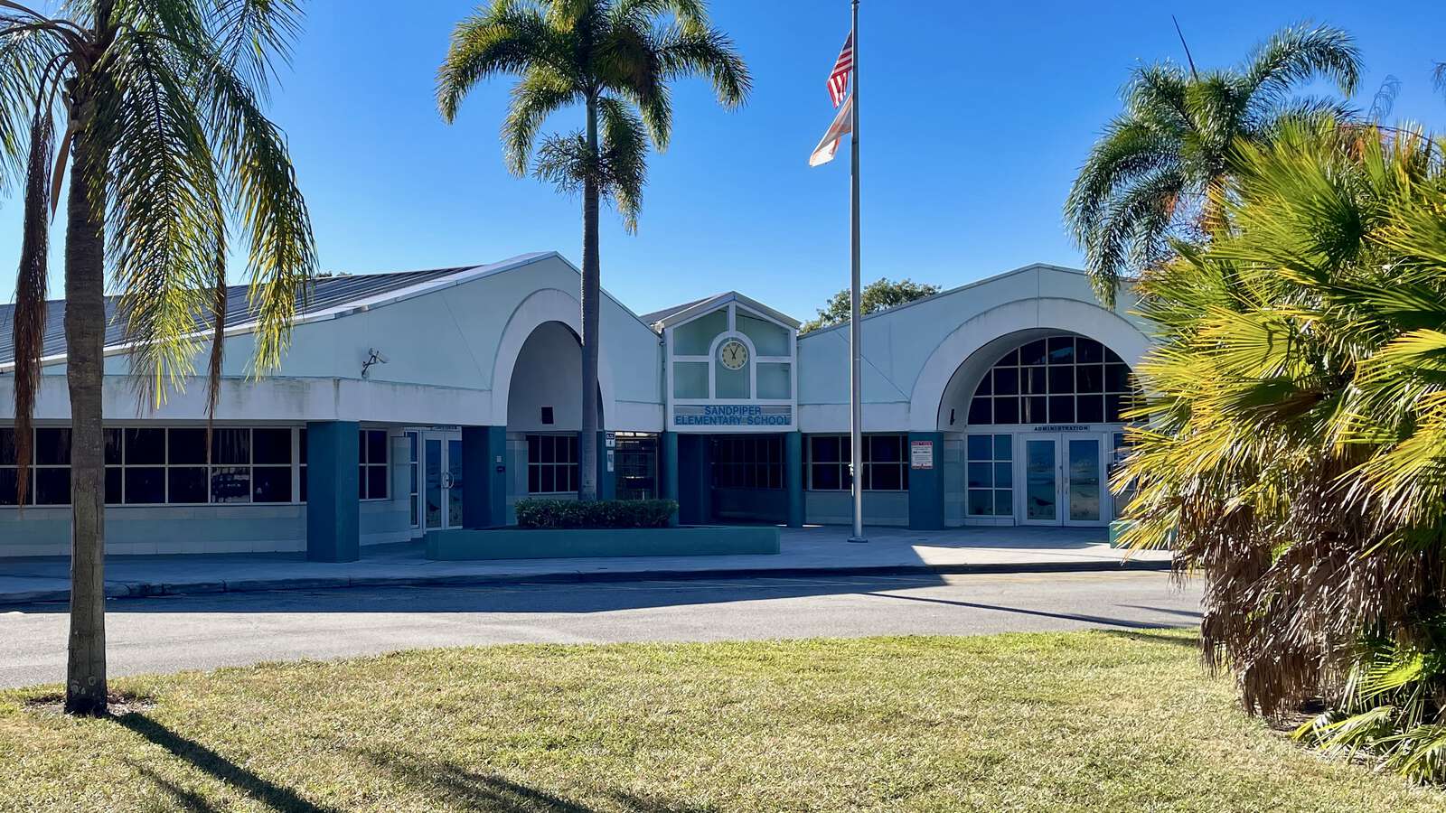 Sandpiper Elementary School in Sunrise Florida Hero Image