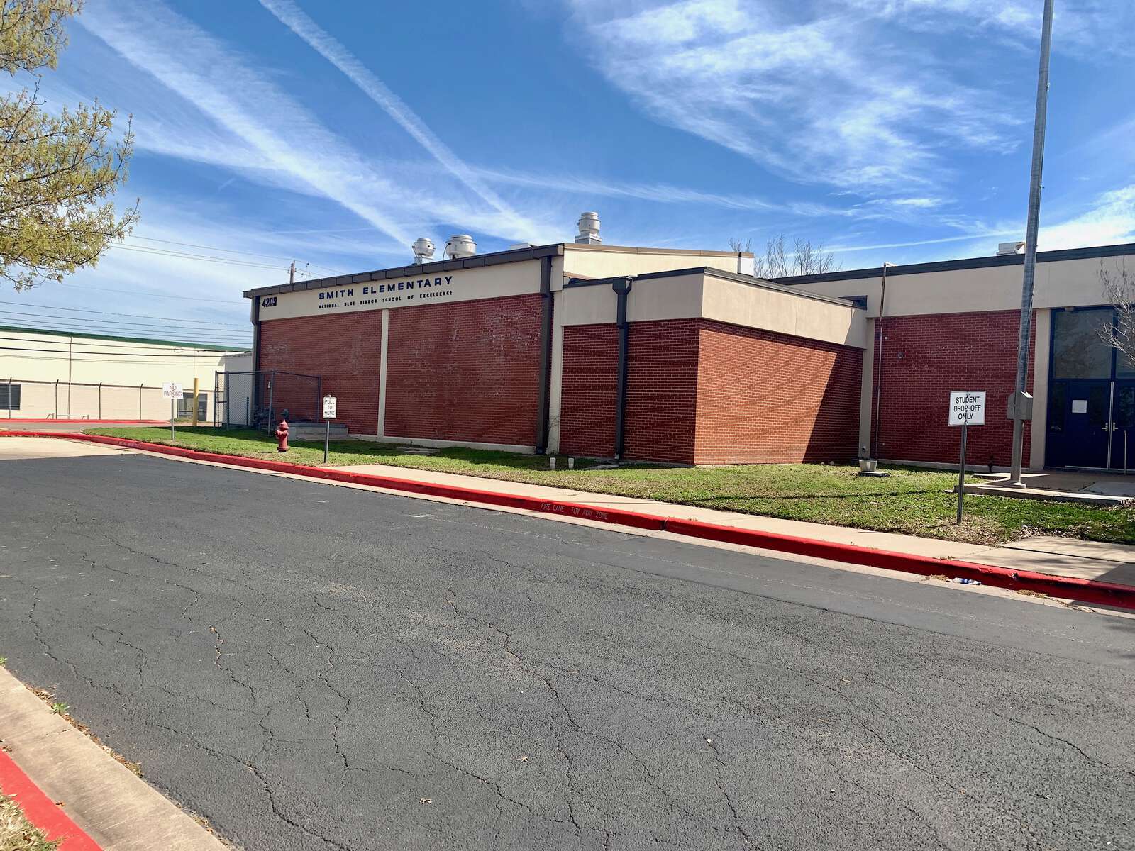 Smith Elementary in Austin Texas Hero Image