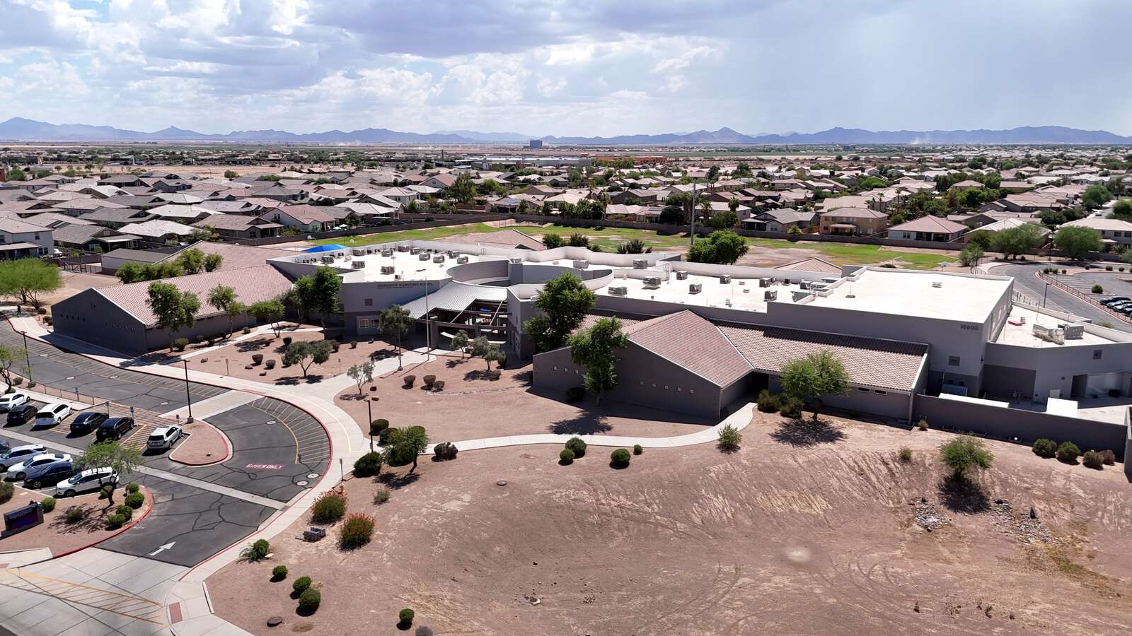 Saddleback Elementary School in Maricopa Arizona Hero Image