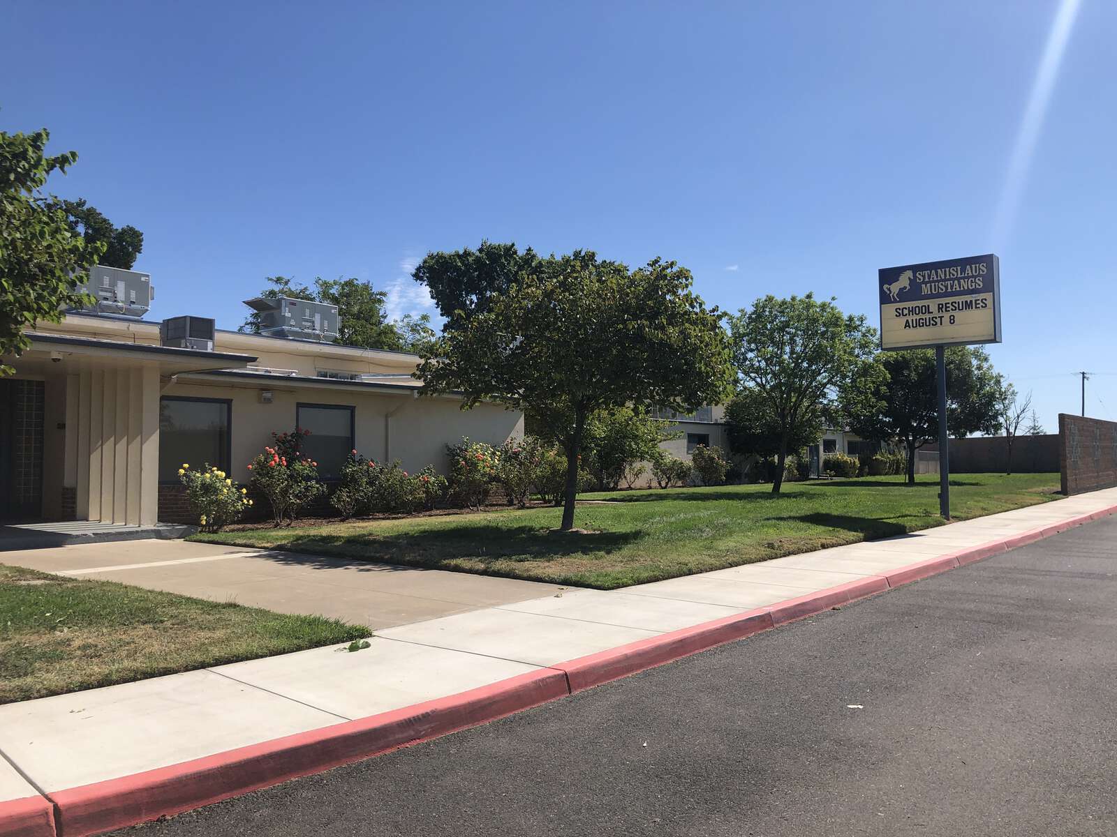 Stanislaus Elementary School in Modesto California Hero Image