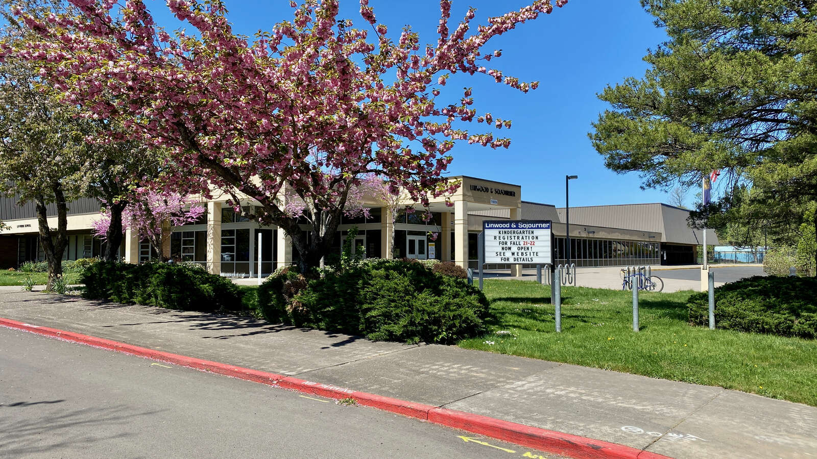 Linwood/Sojourner Elementary School in Milwaukie Oregon Hero Image
