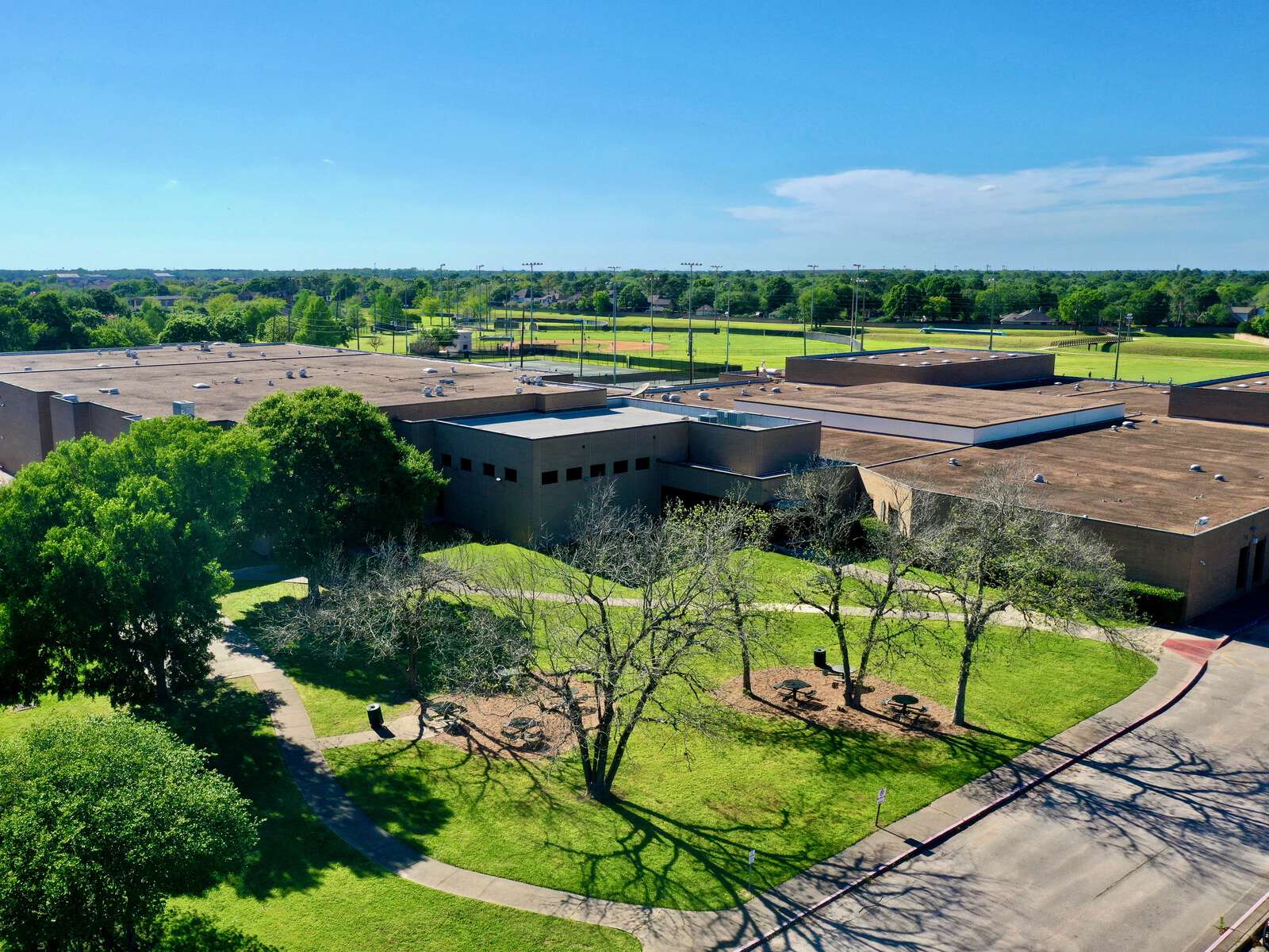 Sugar Land Middle School in Sugar Land Texas Hero Image