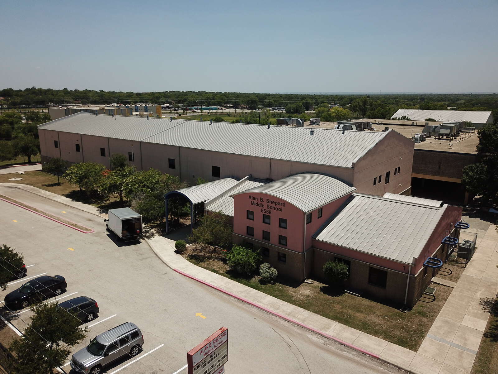 Shepard Middle School in San Antonio Texas Hero Image