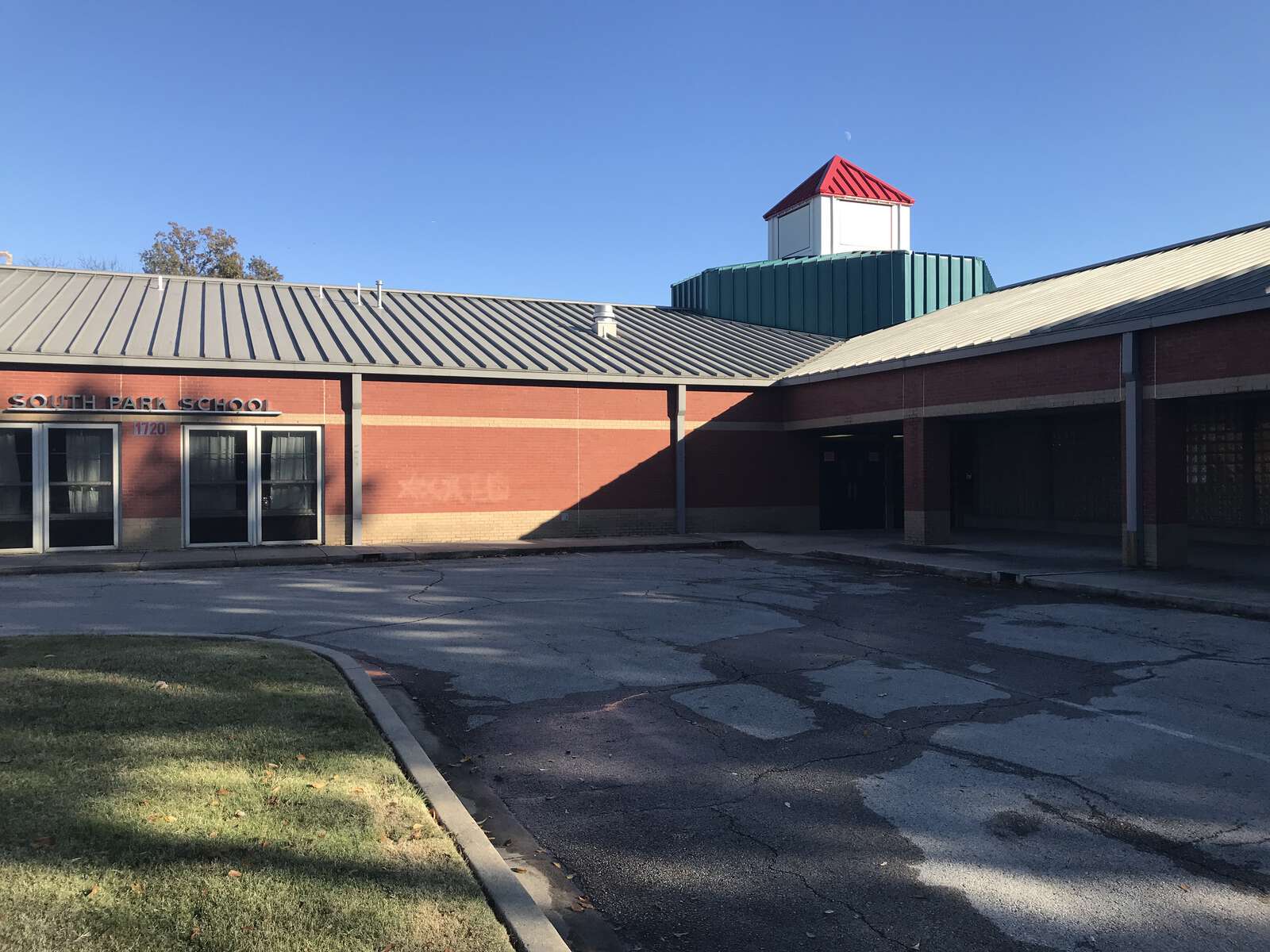 South Park Elementary in Memphis Tennessee Hero Image