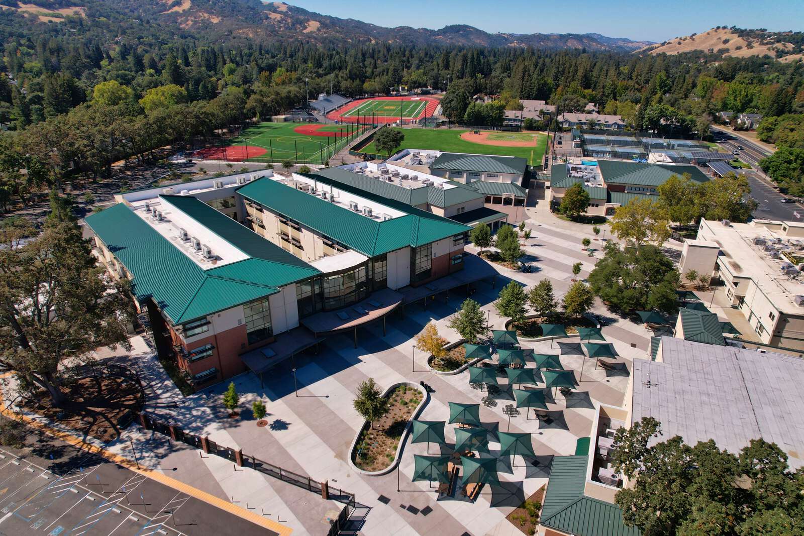 San Ramon Valley High School in Danville California Hero Image