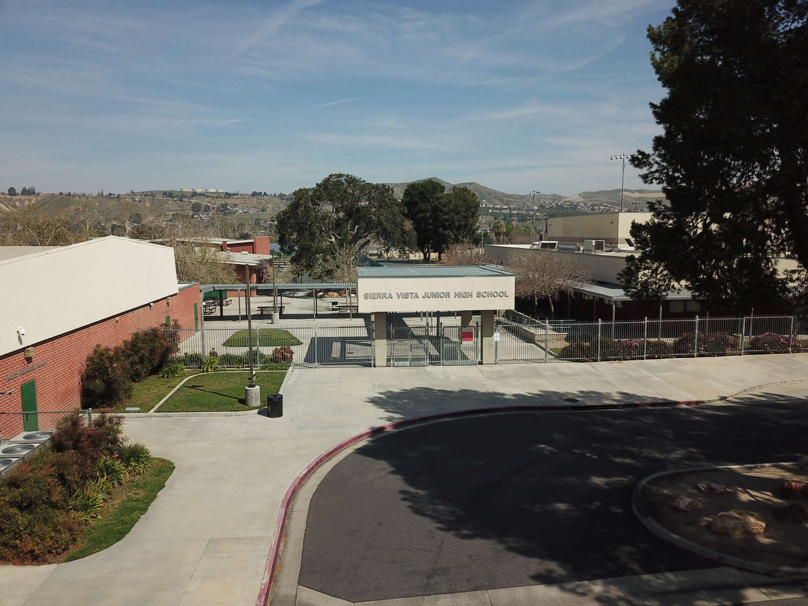 Sierra Vista Junior High School in Canyon Country California Hero Image