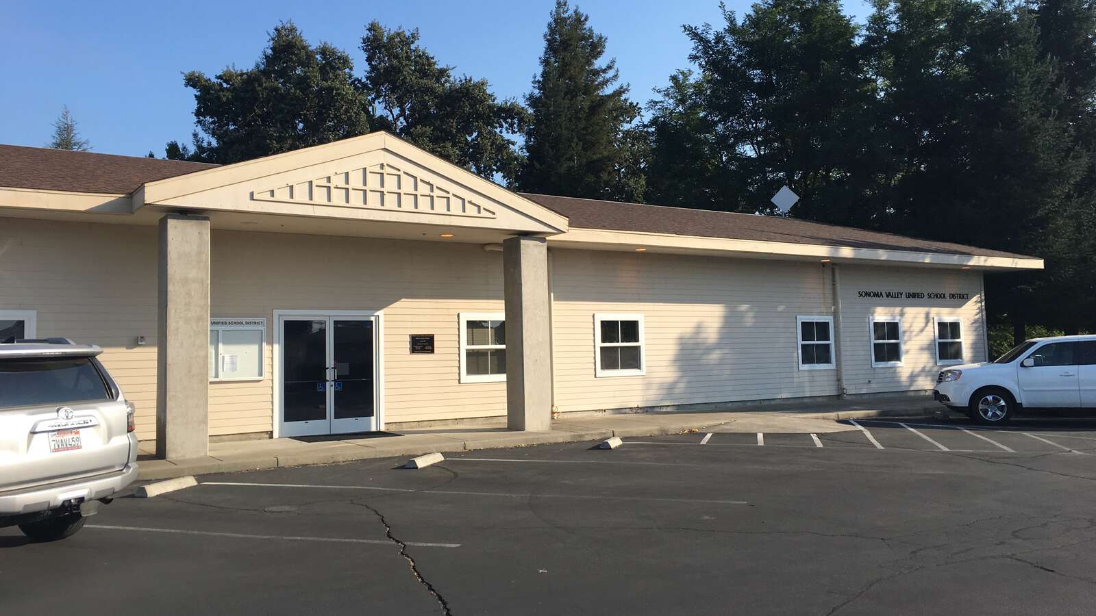 Sonoma Valley Unified School District in Sonoma California Hero Image